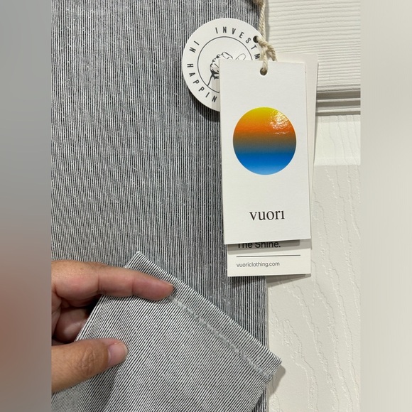 Vuori Women's Medium Textured Chilled Out Legging Houndstooth Grey Pattern NWT - Picture 4 of 8